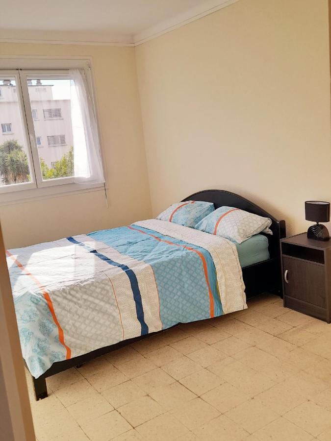 Appartement F3 Avec Balcon Perpignan Kültér fotó