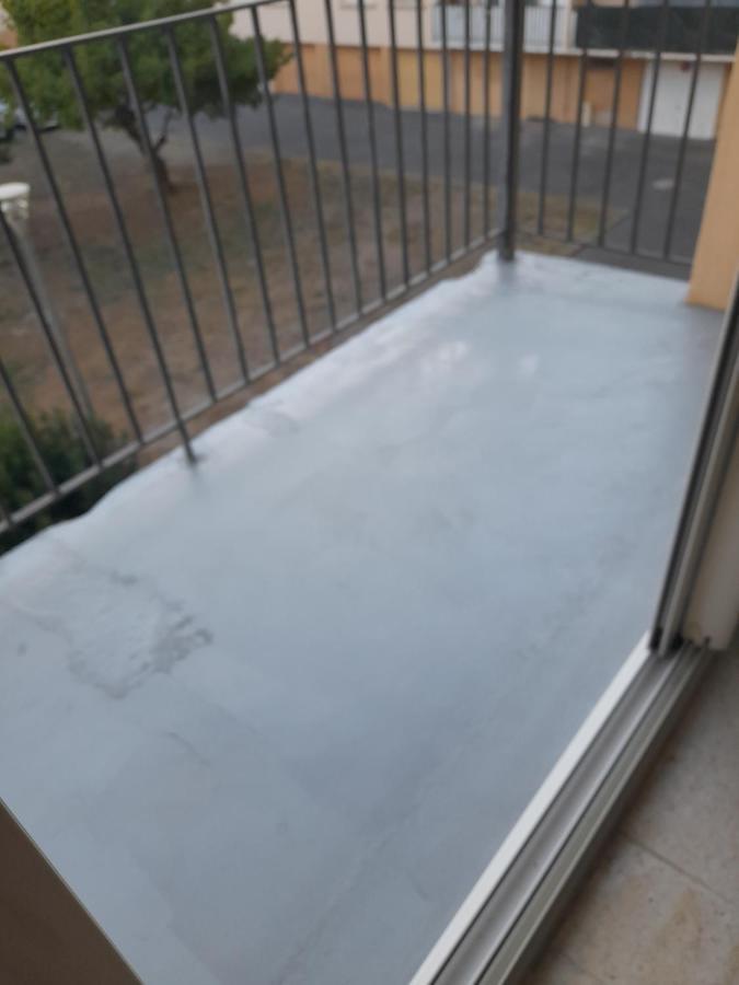 Appartement F3 Avec Balcon Perpignan Kültér fotó